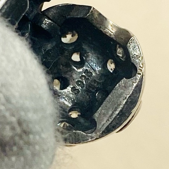 EUC Pandora 791493CZ Sterling Silver Dazzling Daisies Clip w/ Clear Zirconia - Picture 9 of 10